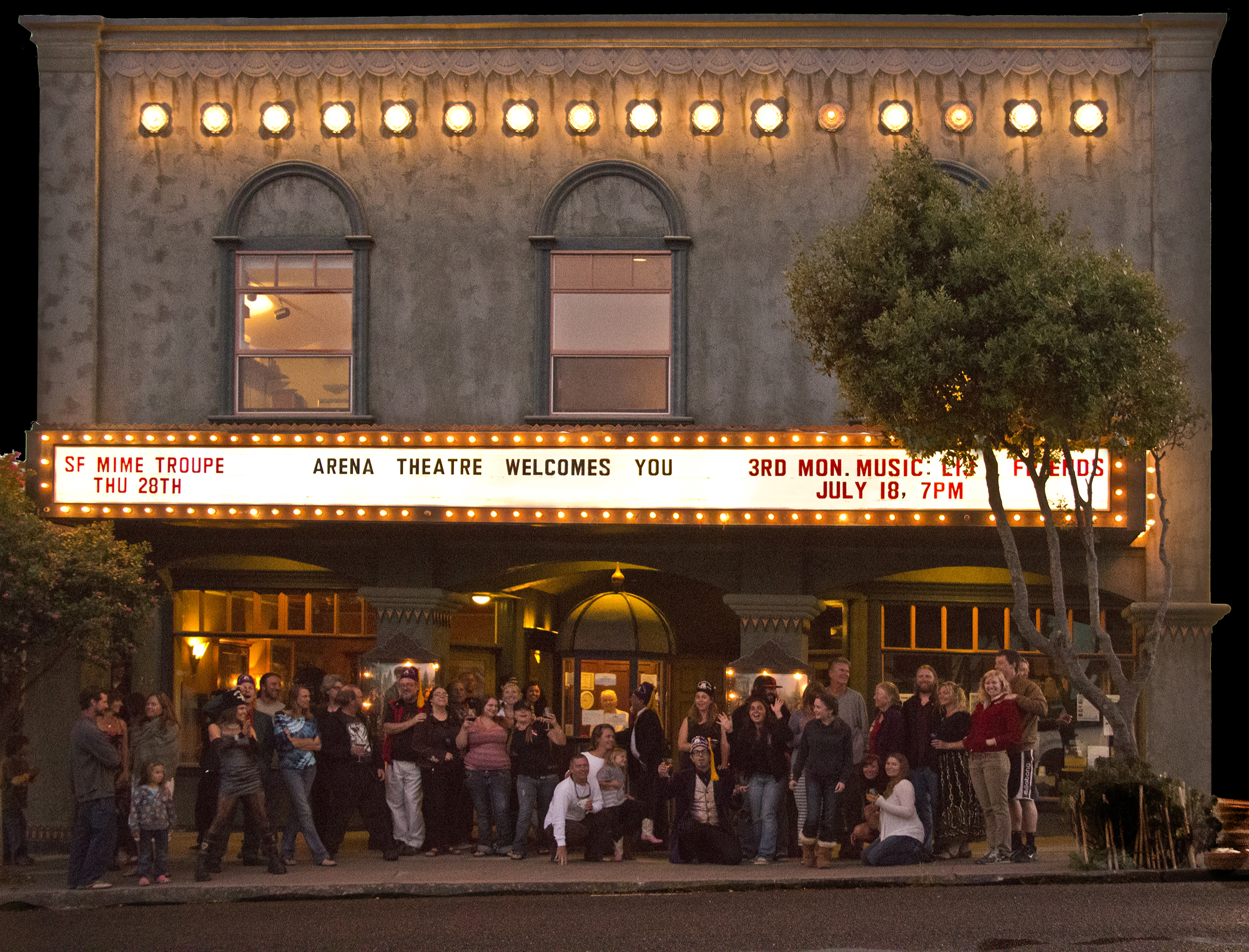 Arena Theater night crowd