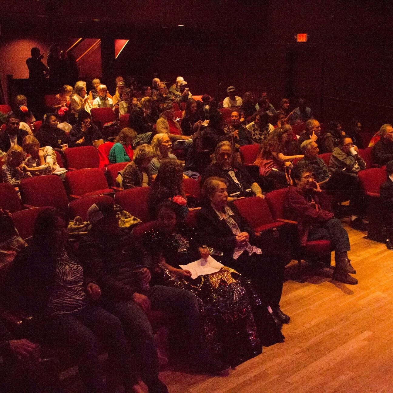 live theater crowd at Arena Theater