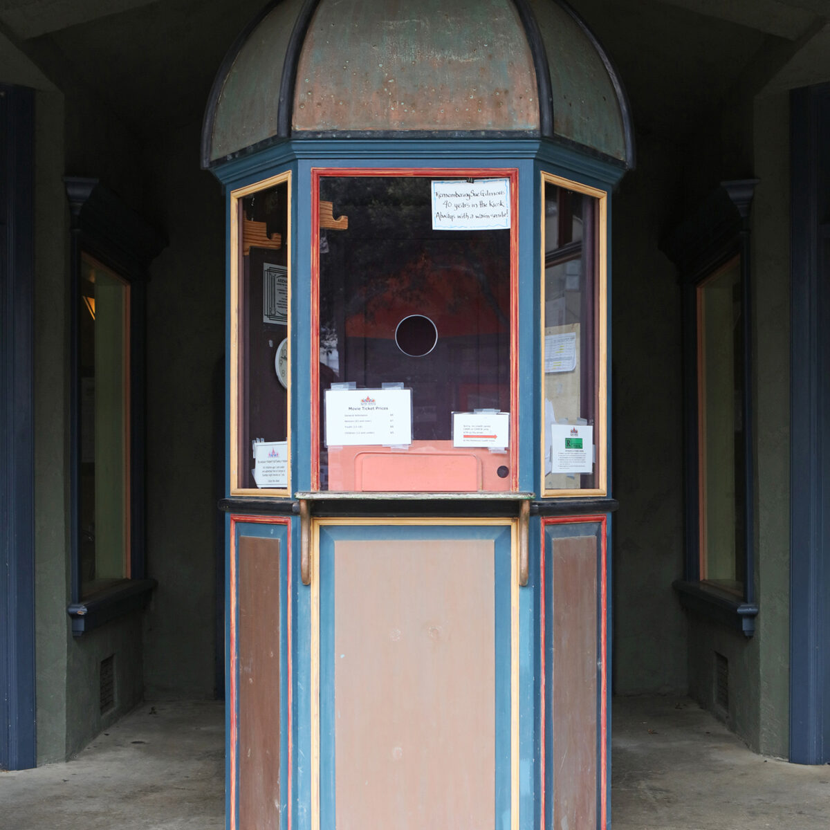 Arena Theater Kiosk